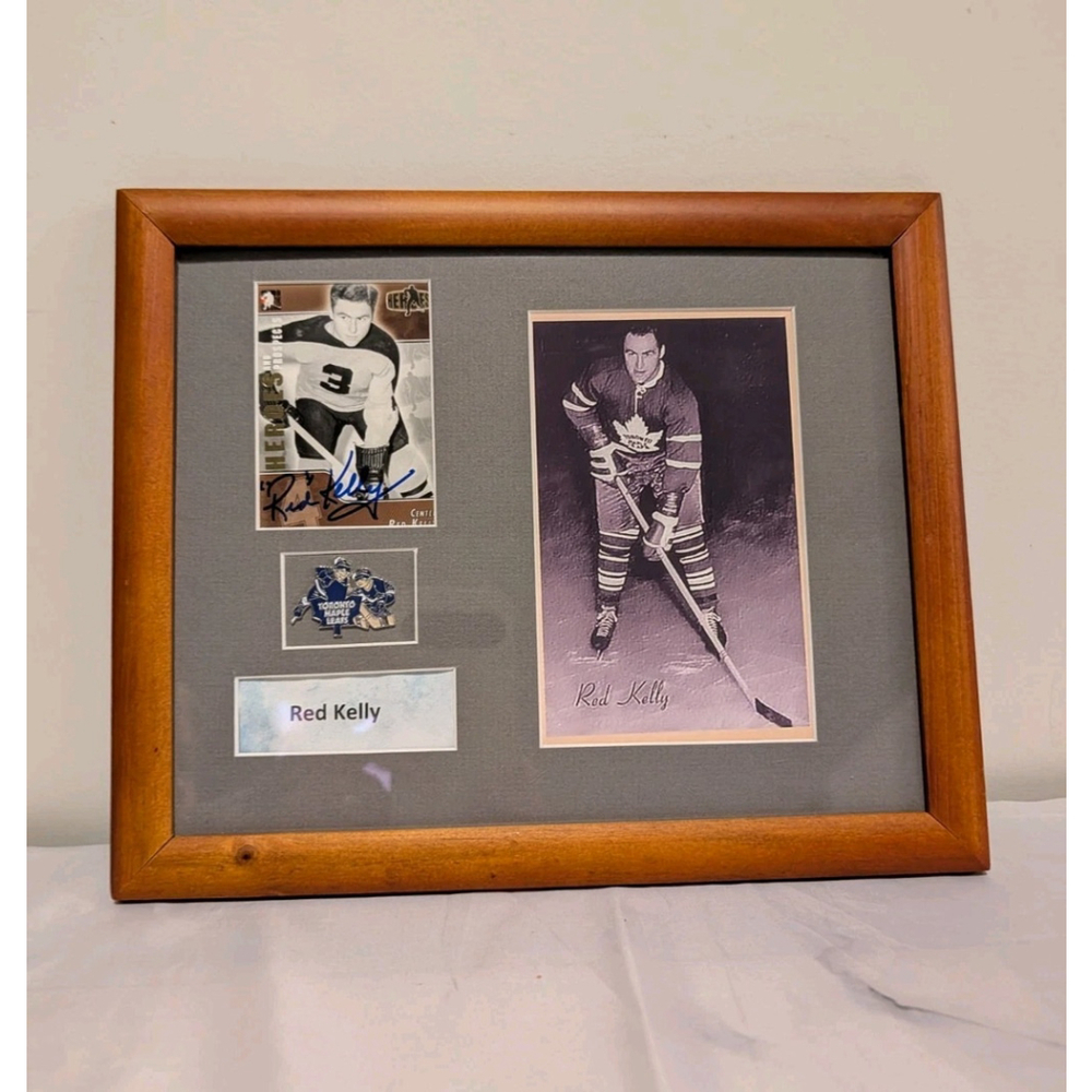 Red Kelly Display Frame - Autographed - Maple Leafs - Signed ITG Hockey Card